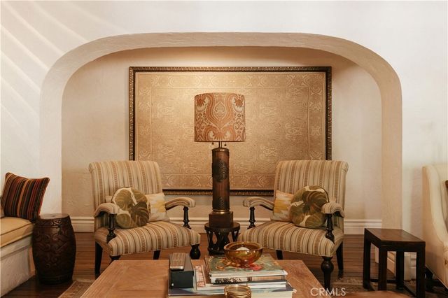 1138 Coldwater Canyon Drive, Beverly Hills, CA 90210