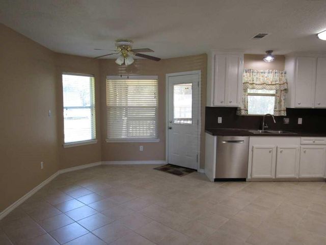 70 Lakeside, Trinity, TX 75862