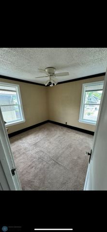 802 11th Avenue N, Fargo, ND 58102