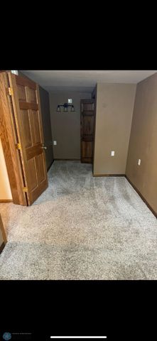 802 11th Avenue N, Fargo, ND 58102