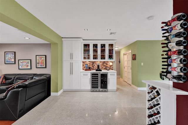 1743 NE 27th Street, Wilton Manors, FL 33334