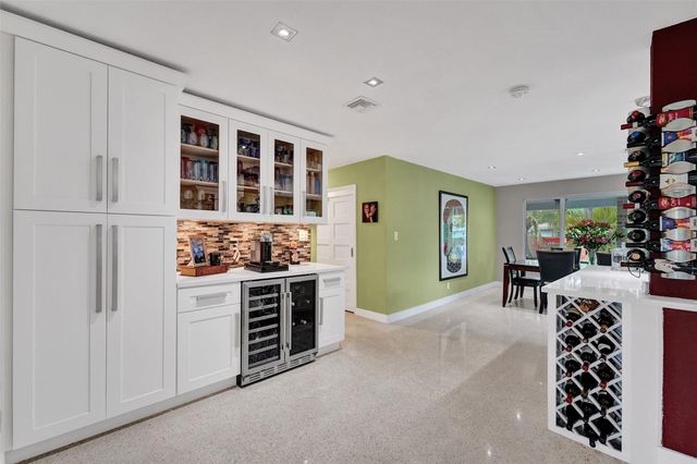 1743 NE 27th Street, Wilton Manors, FL 33334