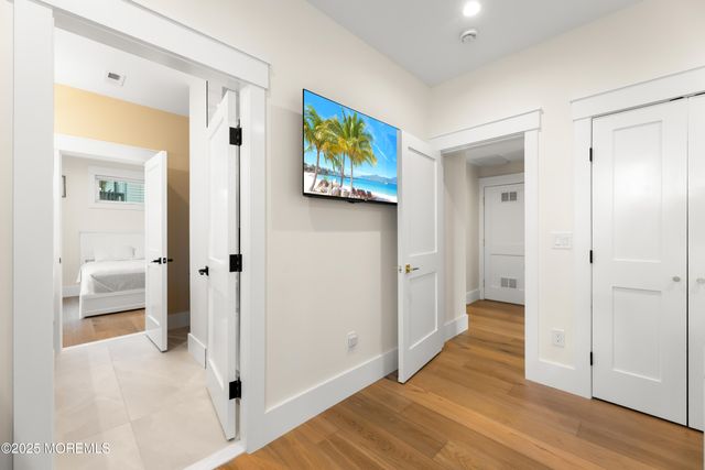 18 Mea Lane, Long Beach Twp, NJ 08008