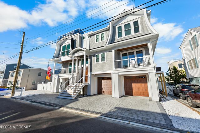 18 Mea Lane, Long Beach Twp, NJ 08008