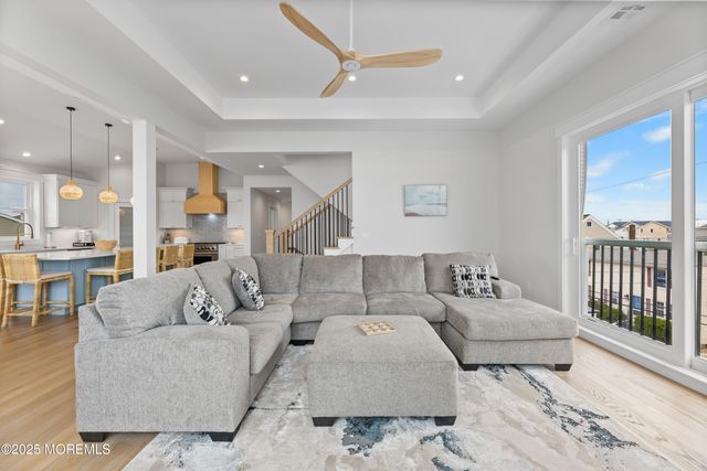 18 Mea Lane, Long Beach Twp, NJ 08008