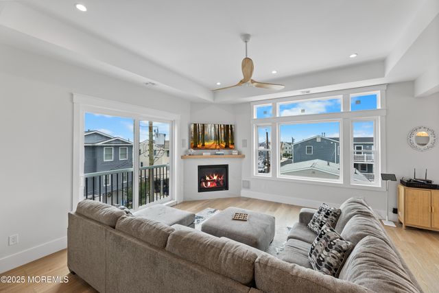 18 Mea Lane, Long Beach Twp, NJ 08008