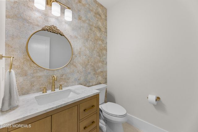18 Mea Lane, Long Beach Twp, NJ 08008
