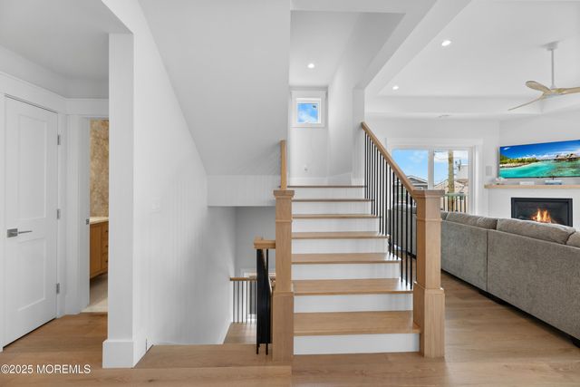18 Mea Lane, Long Beach Twp, NJ 08008