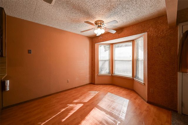 6640 Fair Oaks Drive, Watauga, TX 76148