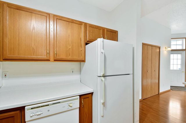 3356 38th Street S, Moorhead, MN 56560
