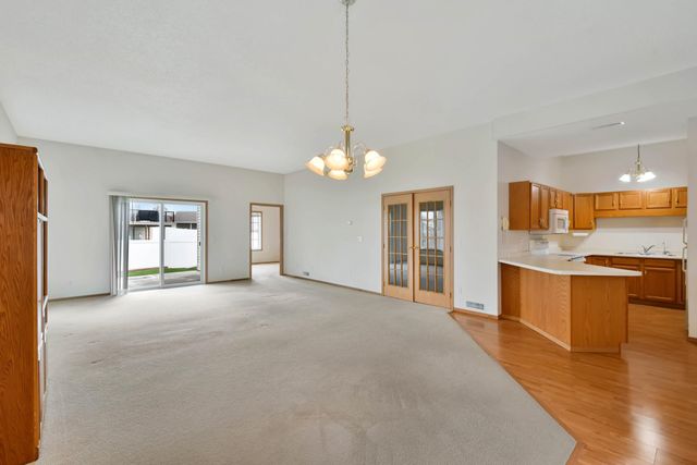 3356 38th Street S, Moorhead, MN 56560