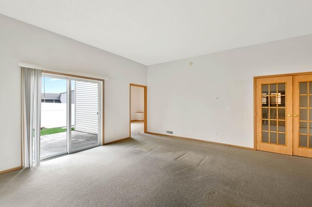3356 38th Street S, Moorhead, MN 56560