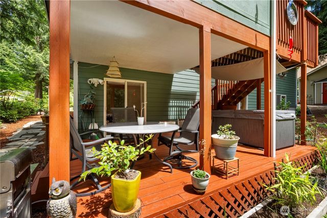 72 Sayward Lane, Port Ludlow, WA 98365