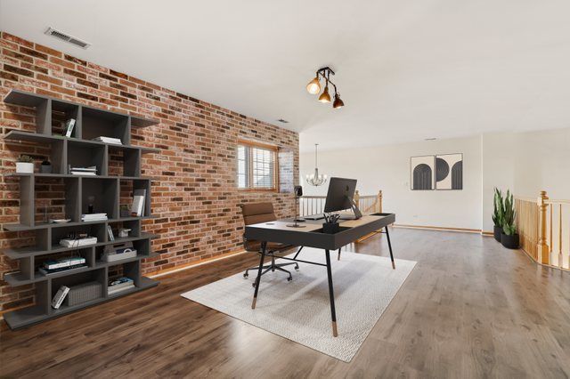 9334 Chestnut Trail, Tinley Park, IL 60487