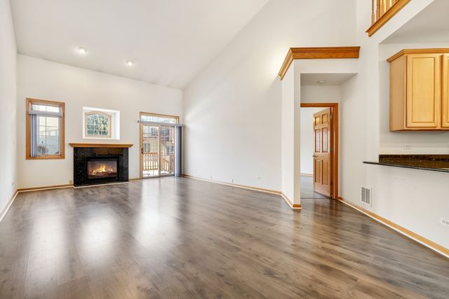 9334 Chestnut Trail, Tinley Park, IL 60487