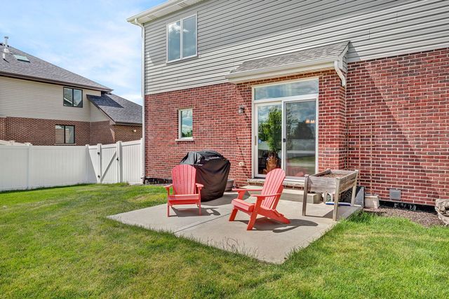 2951 Brett Drive, New Lenox, IL 60451