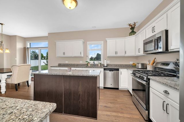 2951 Brett Drive, New Lenox, IL 60451