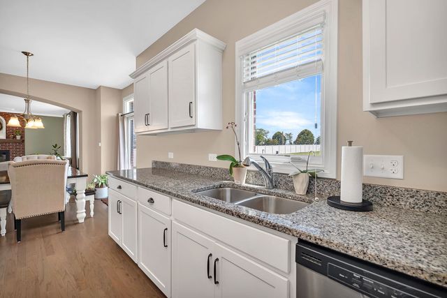2951 Brett Drive, New Lenox, IL 60451