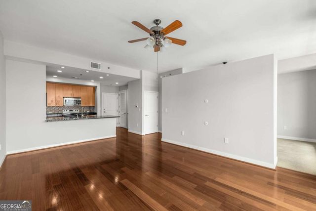 565 Peachtree Street NE 1206, Atlanta, GA 30308