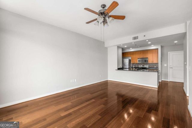 565 Peachtree Street NE 1206, Atlanta, GA 30308