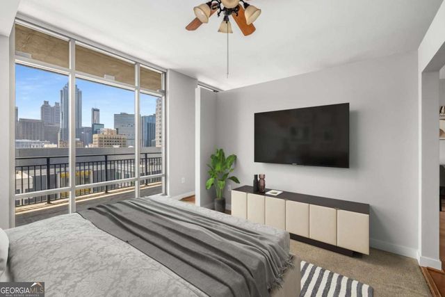 565 Peachtree Street NE 1206, Atlanta, GA 30308