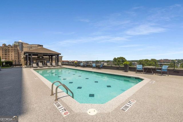 565 Peachtree Street NE 1206, Atlanta, GA 30308