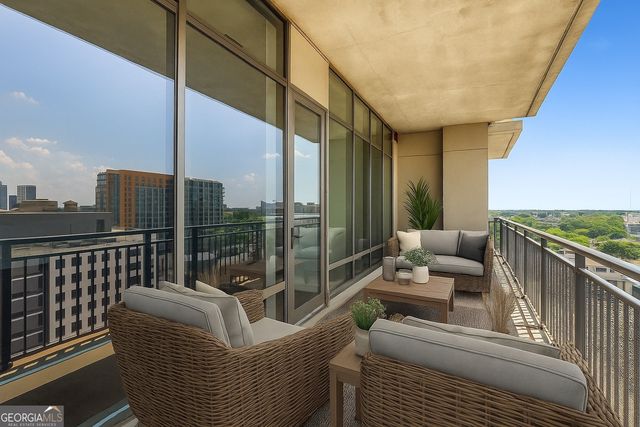 565 Peachtree Street NE 1206, Atlanta, GA 30308