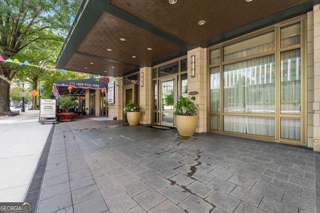 565 Peachtree Street NE 1206, Atlanta, GA 30308