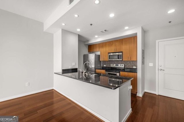 565 Peachtree Street NE 1206, Atlanta, GA 30308