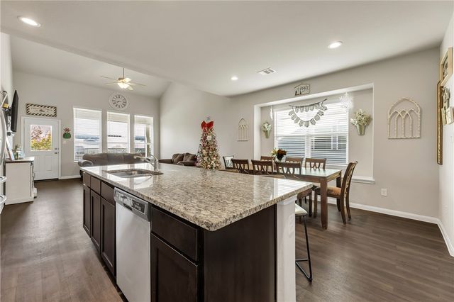 4708 Nopalitos Way Way, Bryan, TX 77807