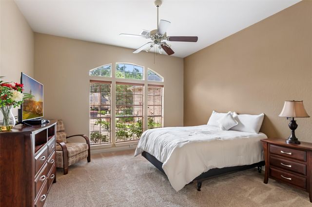2015 Fairway Green Drive, Kingwood, TX 77339