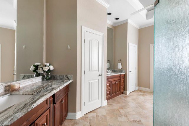 2015 Fairway Green Drive, Kingwood, TX 77339