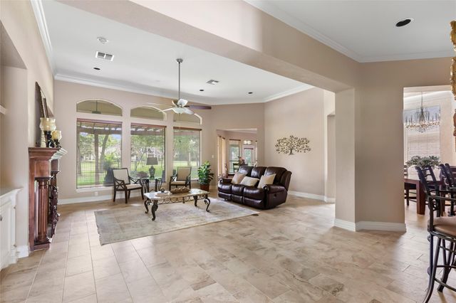 2015 Fairway Green Drive, Kingwood, TX 77339
