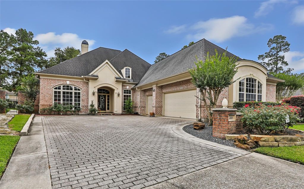2015 Fairway Green Drive, Kingwood, TX 77339