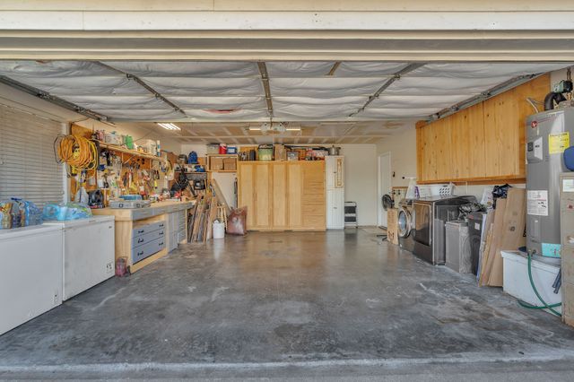 229 Willow Creek Drive, Weatherford, TX 76085