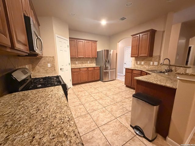 8527 Winchester Way, San Antonio, TX 78254