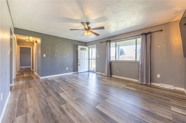 411 Mcclellandtown Rd, South Union Twp, PA 15401