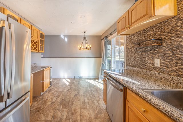 411 Mcclellandtown Rd, South Union Twp, PA 15401