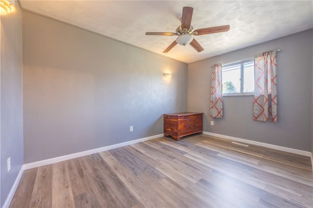 411 Mcclellandtown Rd, South Union Twp, PA 15401