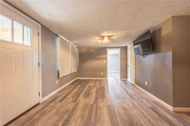 411 Mcclellandtown Rd, South Union Twp, PA 15401