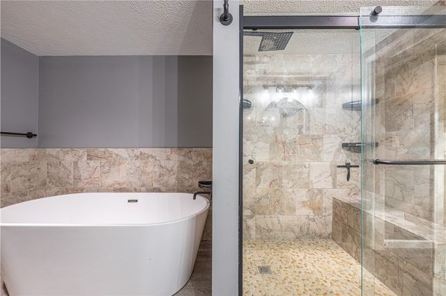 411 Mcclellandtown Rd, South Union Twp, PA 15401