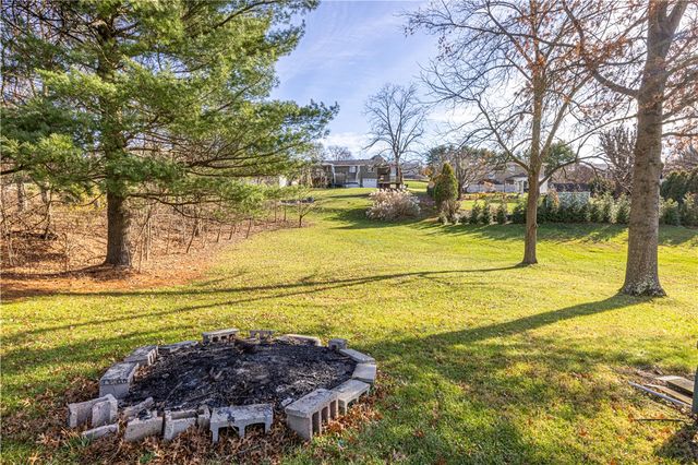 411 Mcclellandtown Rd, South Union Twp, PA 15401