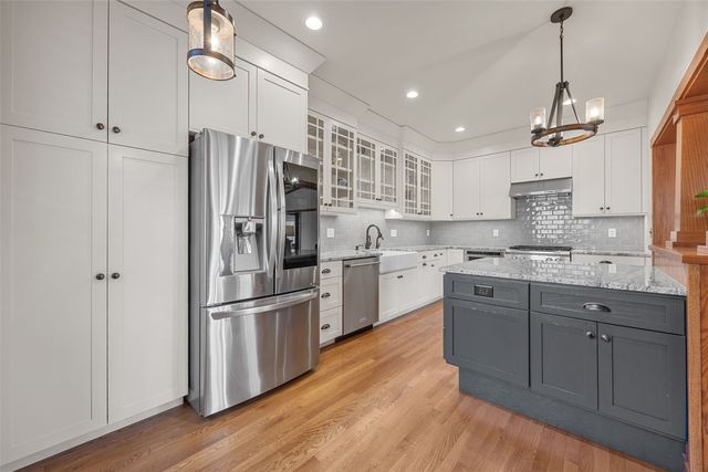 2883 Meadowlark Lane NE, Iowa City, IA 52240