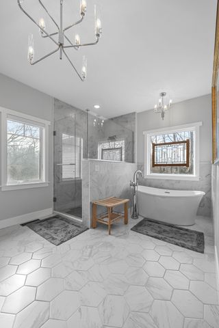 2883 Meadowlark Lane NE, Iowa City, IA 52240