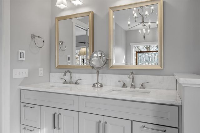 2883 Meadowlark Lane NE, Iowa City, IA 52240