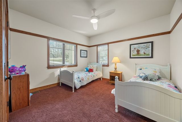 2883 Meadowlark Lane NE, Iowa City, IA 52240