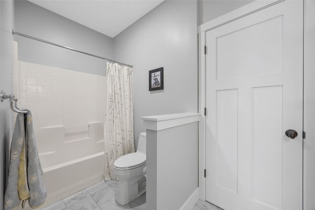 2883 Meadowlark Lane NE, Iowa City, IA 52240