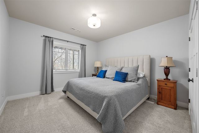 2883 Meadowlark Lane NE, Iowa City, IA 52240