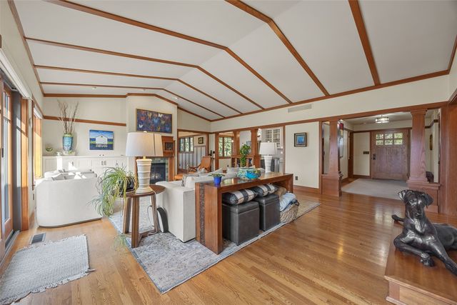 2883 Meadowlark Lane NE, Iowa City, IA 52240