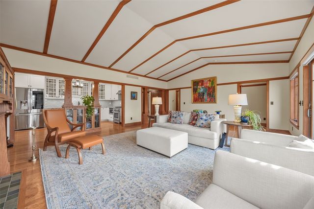 2883 Meadowlark Lane NE, Iowa City, IA 52240